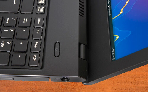 Обзор Fujitsu LIFEBOOK A557