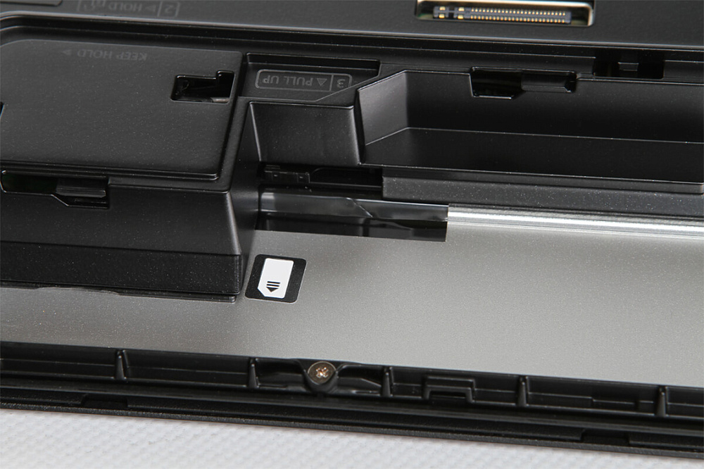 Ноутбук Fujitsu LIFEBOOK S938 WQHD IGZO Non-Touch Anti-Glare