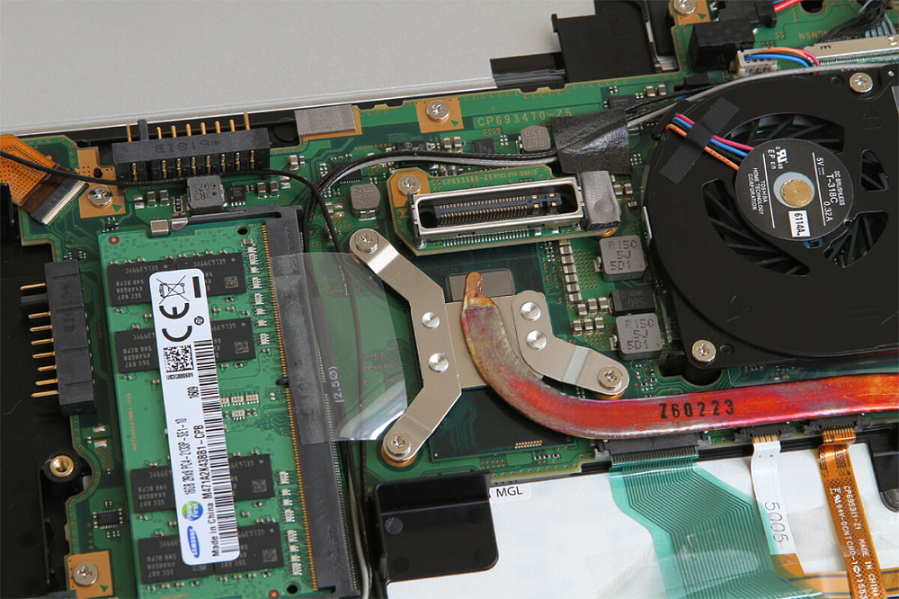 Ноутбук Fujitsu LIFEBOOK S938 WQHD IGZO Non-Touch Anti-Glare