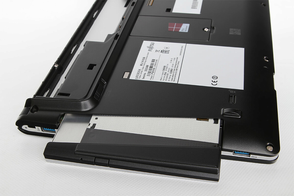 Ноутбук Fujitsu LIFEBOOK S938 WQHD IGZO Non-Touch Anti-Glare
