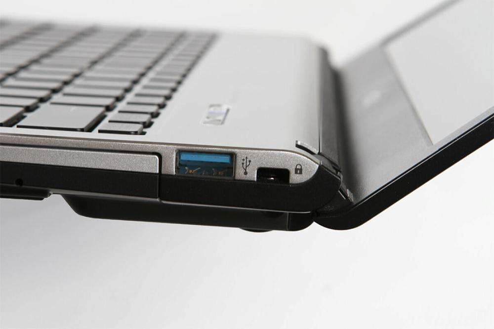 Ноутбук Fujitsu LIFEBOOK S938 WQHD IGZO Non-Touch Anti-Glare